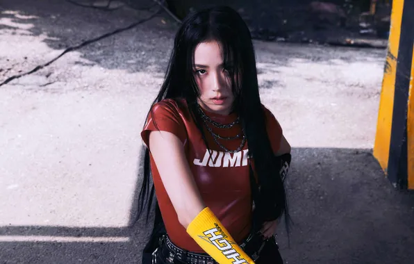 Picture Jisoo, K-Pop singer, JUMP