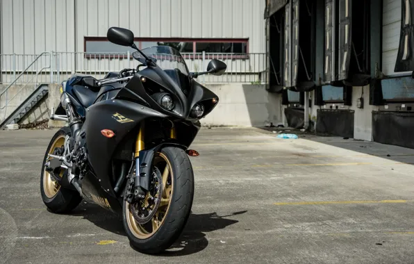 Picture YZF-R1, Gold, Wheels