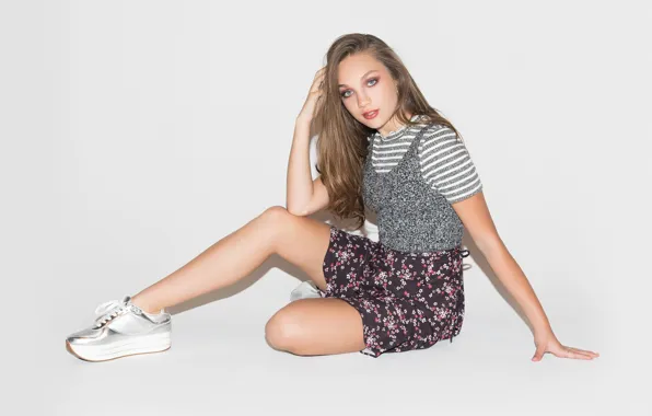 Pose, makeup, figure, actress, model, dancer, Maddie Ziegler, Maddie Ziegler