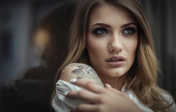 Close-up, face, pose, model, hand, portrait, makeup, tattoo