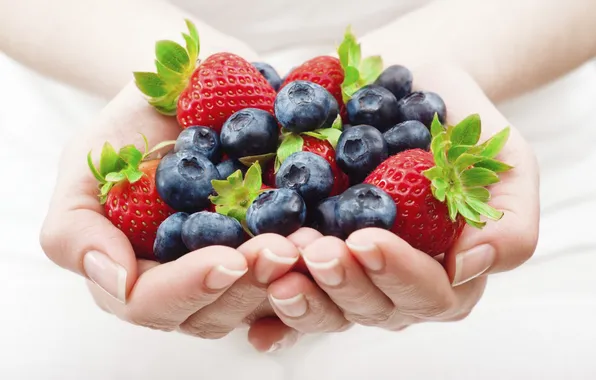 Berries, hands, strawberry, palm, blueberries