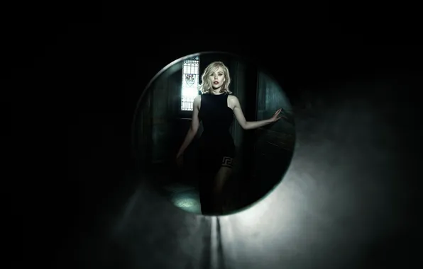 Makeup, figure, dress, hairstyle, blonde, beauty, in black, Elizabeth Olsen
