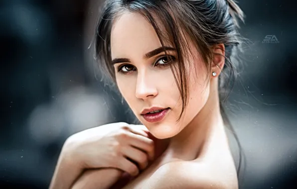 Picture look, pose, model, portrait, hands, makeup, brunette, hairstyle