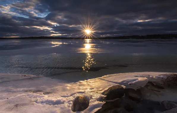 Picture the sun, thaw, New Hampshire, New England, Lake Massabesic