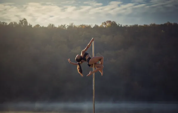 Gymnast, pole, Chris Silya