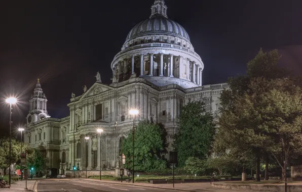London, UK, Tranquil St. Pauls Cathedral