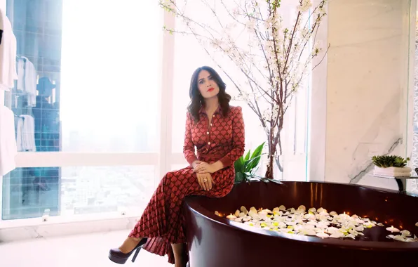 Photo, Salma Hayek, Salma Hayek, InStyle, 2015, Roger Kisby
