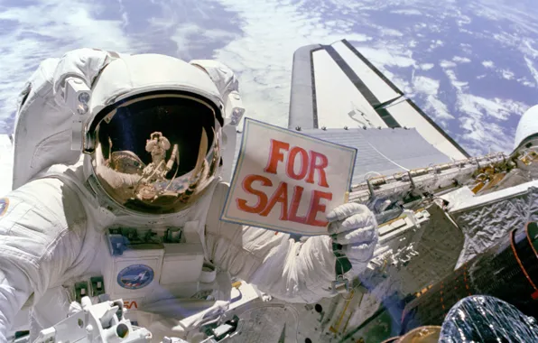 Picture Earth, Astronaut, Sells