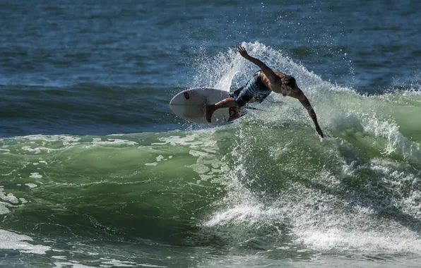 Picture Surfing, Gold Coast, surfboard, Burleigh heads