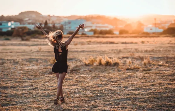Summer, girl, the wind, Adriana, Naoki, Chris Ghinda