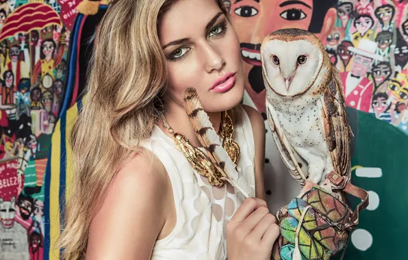 Picture pen, owl, bird, model, necklace, the barn owl, Isadora Vilarim