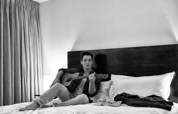 Light, photo, lamp, guitar, jeans, pillow, Cup, newspaper