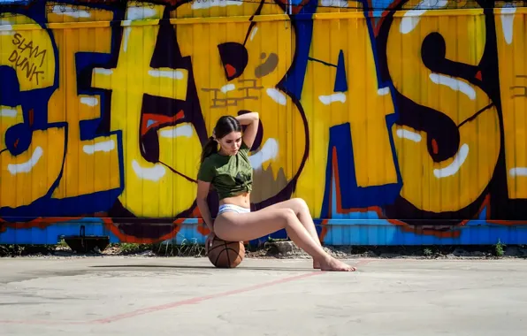 Girl, the sun, sexy, pose, the inscription, graffiti, model, the fence