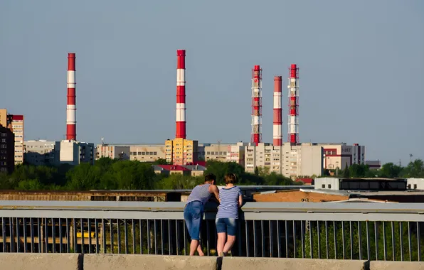 Bridge, promenade, CHP, boiler, a couple admires