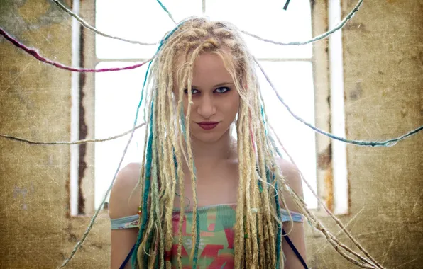 Look, girl, portrait