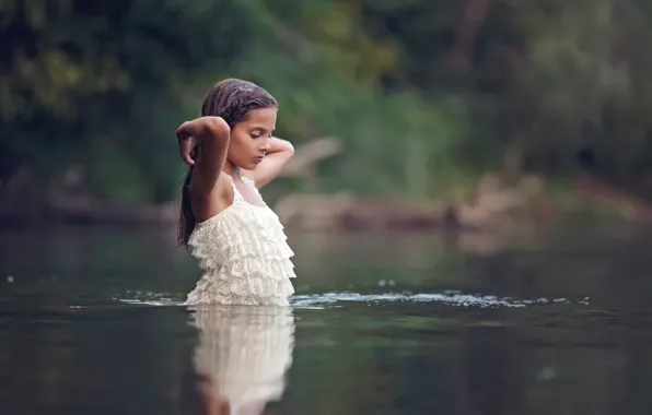 Picture girl, in the water, Veselina Alexandrova