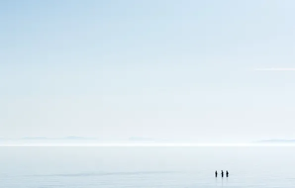 Sea, the sky, people