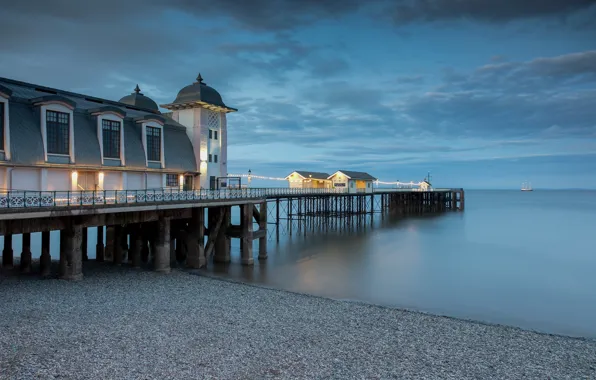 Picture sea, pierce, Wales