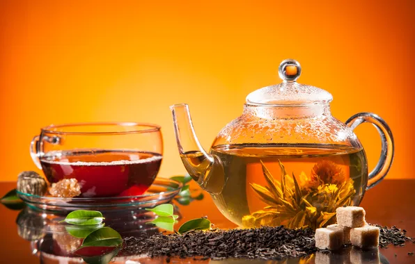 Kettle, sugar, sugar, tea, tea leaves, the leaves of tea, brew tea, brewed tea