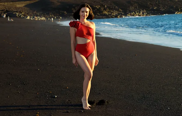 Beach, short hair, model, brunette, gorgeous, photoshoot, posing, beautiful face