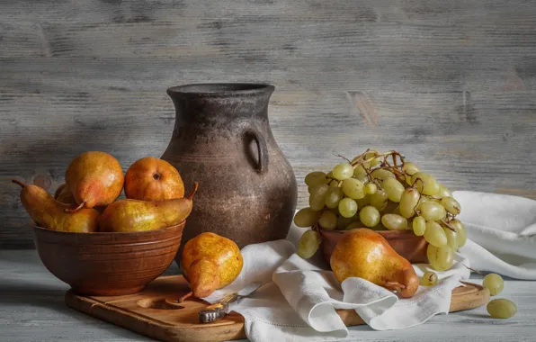 Grapes, pitcher, pear