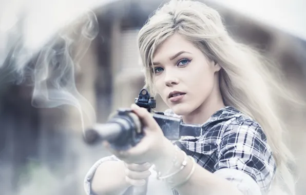 Girl, weapons, shot