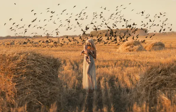BLONDE, GRASS, FIELD, HAY, PACK, BIRDS, STRAW, CHILD