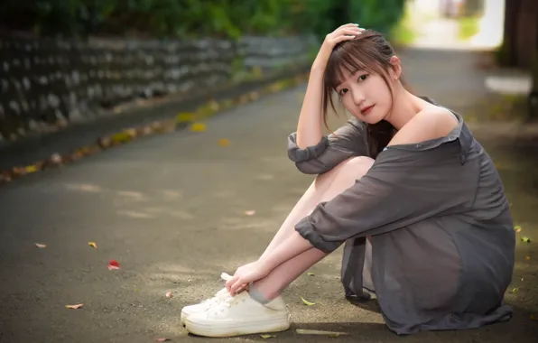 Picture girl, street, Asian