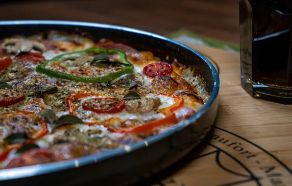 Table, cheese, pepper, drink, vegetables, pizza, tomatoes, sesame