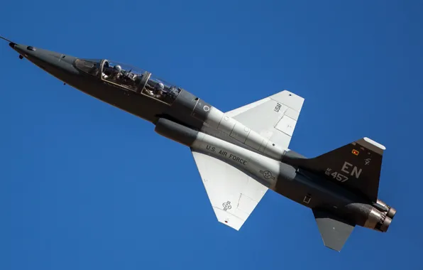 Picture weapons, the plane, T-38