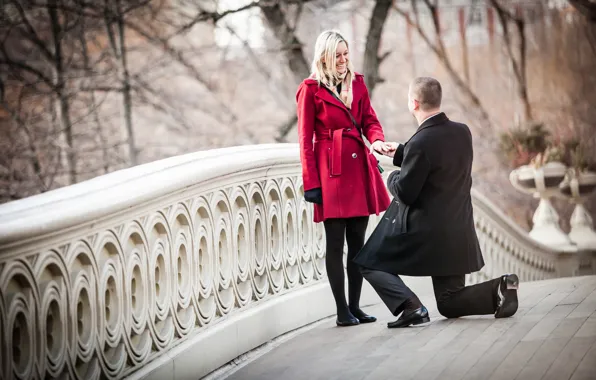 Gift, woman, male, recognition