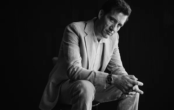 Actor, black and white, black background, Clive Owen, Clive Owen, The New York Times, NY …