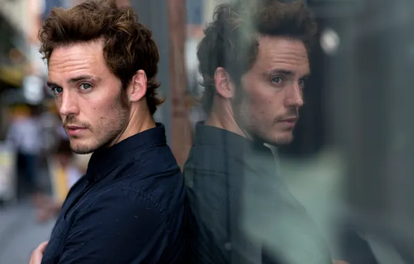 Picture reflection, actor, Sam Claflin