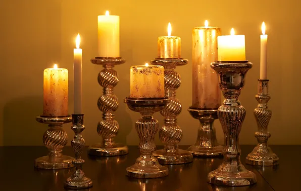 Picture light, fire, candles, candle holder