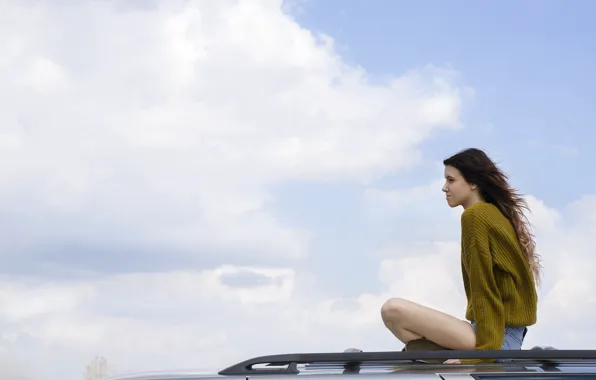 Picture roof, the sky, freedom, girl, shorts, car