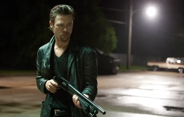 Night, weapons, street, lantern, Brad Pitt, Brad Pitt, shotgun, Casino robbery