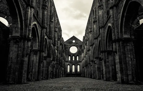 Picture Italy, the ruins, ruins, Tuscany, Abbey Of St. Galgano