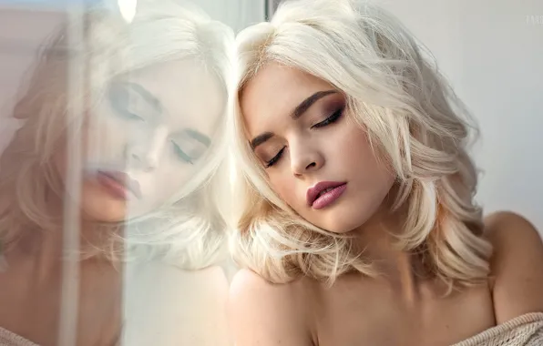 Glass, pose, reflection, model, portrait, makeup, hairstyle, blonde