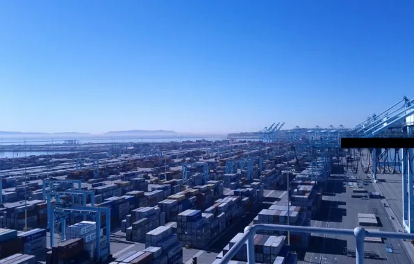 Pier, port, harbour, containers, cargo, cranes