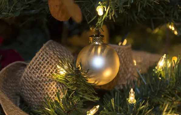 Ball, garland, light bulb