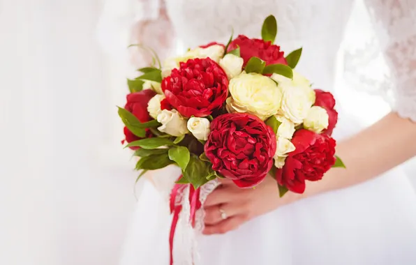 Girl, flowers, roses, bouquet, hands, red, white, light background
