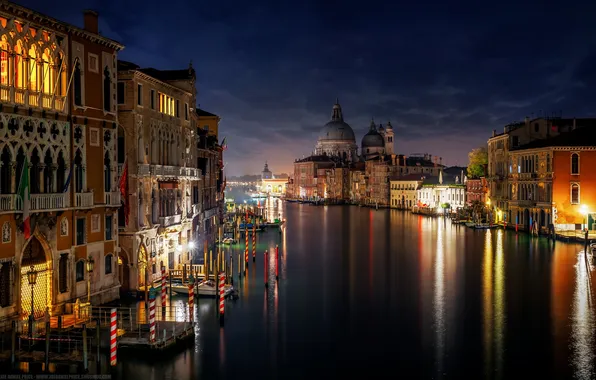Picture light, night, the city, lights, home, the evening, backlight, Italy
