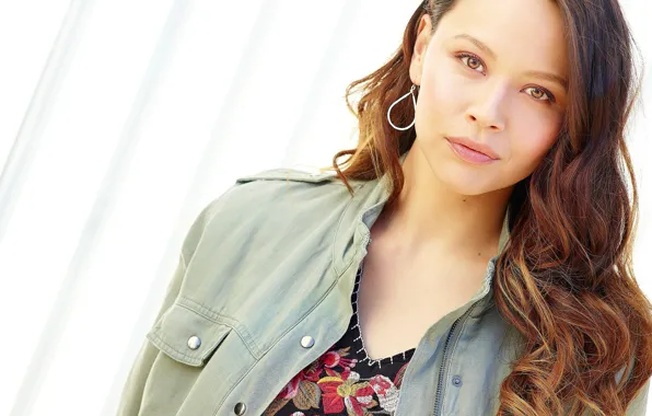 Look, pose, makeup, actress, singer, view, hair, pose