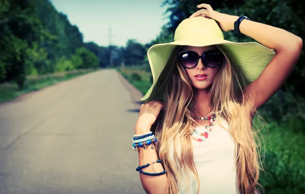 Picture girl, hat, blonde, beads, bracelets, long-haired, sunglasses
