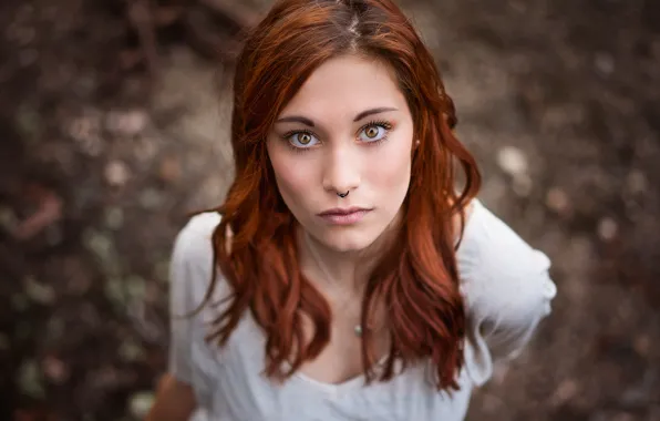 Redhead, Victoria, brown-eyed, Martin Kühn