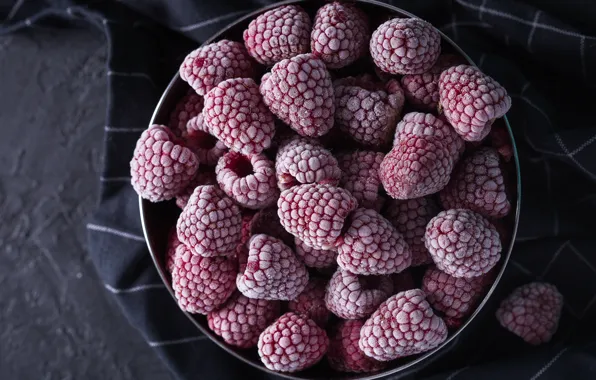 Frost, berries, raspberry, the dark background, background, food, Cup, fabric