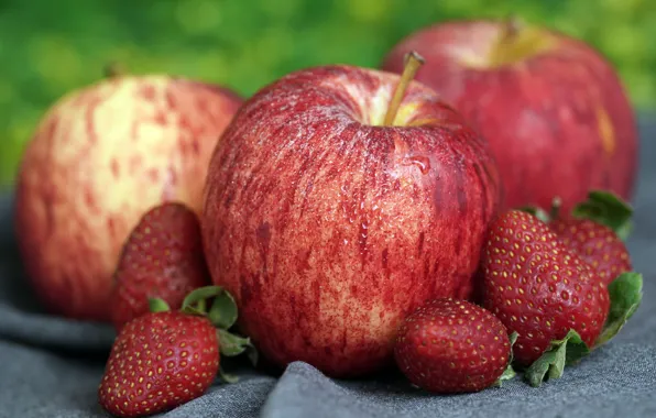 Picture drops, berries, apples, strawberry