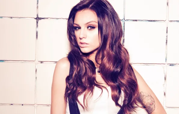 Brunette, singer, Cher Lloyd, Cher Lloyd