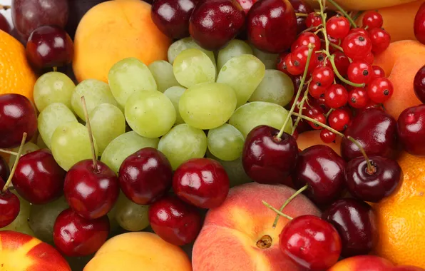 Picture Apple, orange, grapes, peaches, currants, cherry