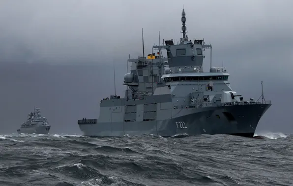Frigates, The German Navy, FGS Baden-Wurttemberg F222, FGS Brandenburg F123